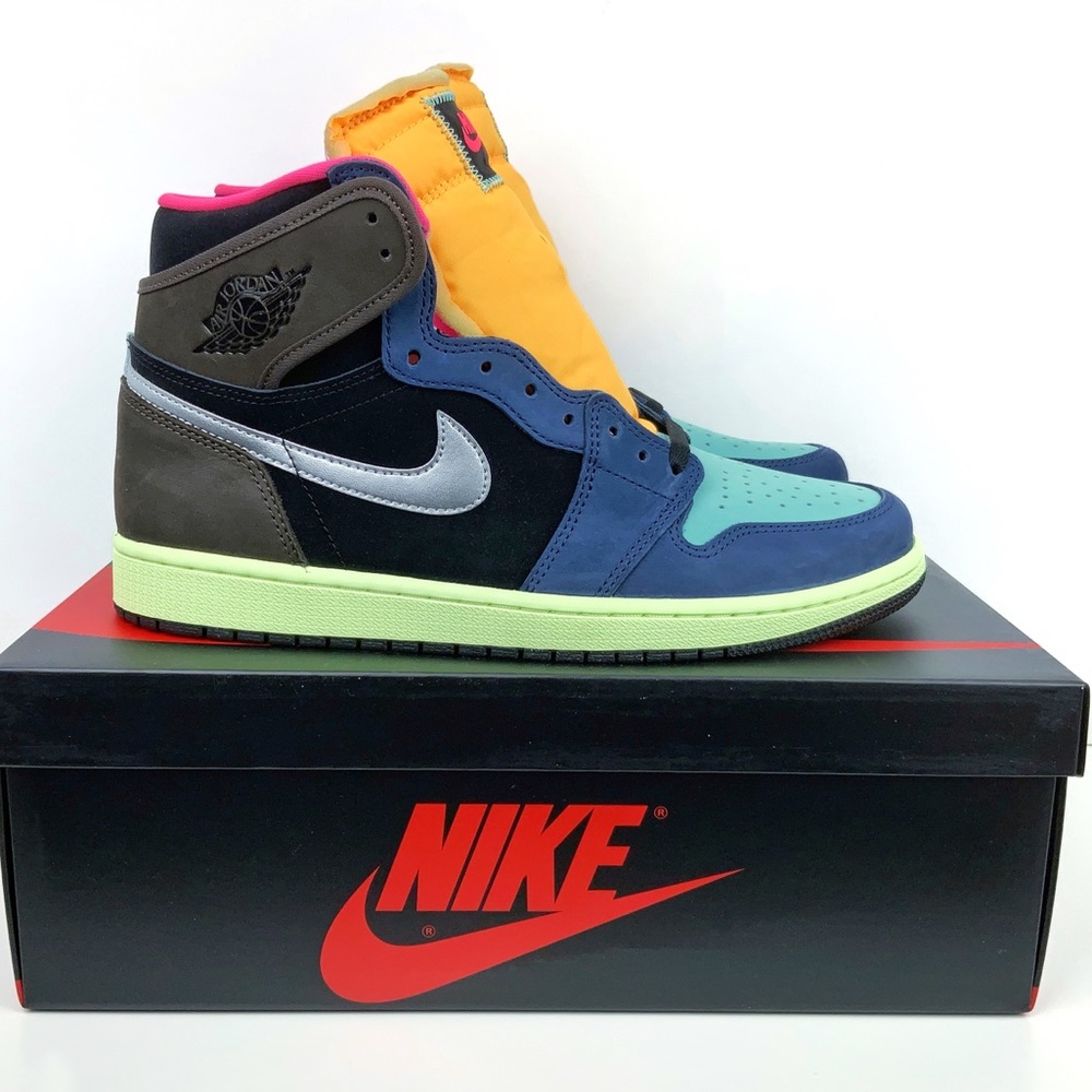 {Sold} Nike Jordan 1 Retro High Tokyo Bio Hack